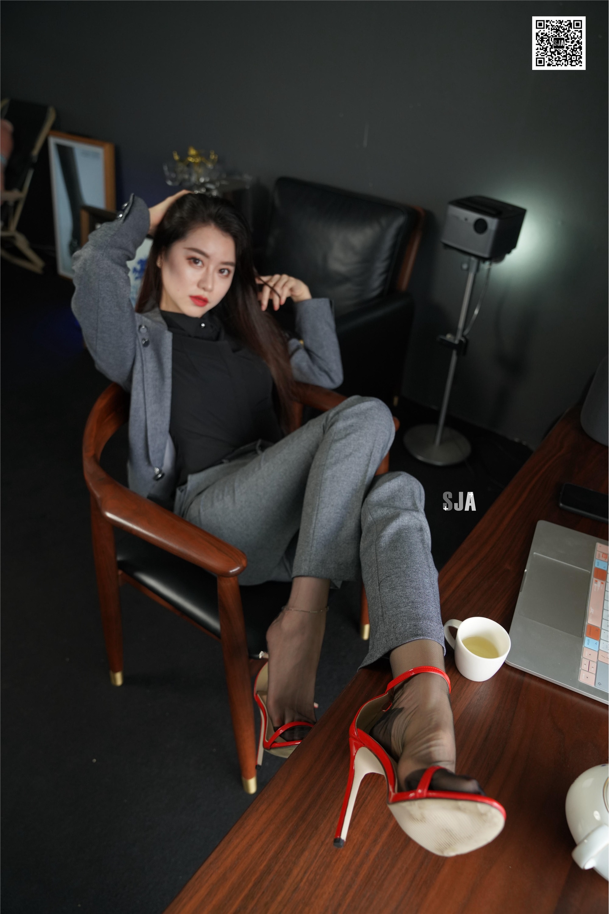 SJA佳爷 闺蜜视角 NO.062 毒